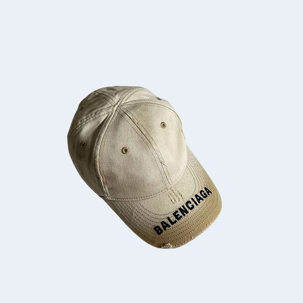 발렌시아가 디스트로이드 진 워싱 데님 아이보리