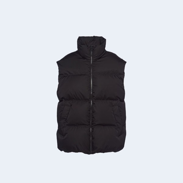 프라다 오버사이즈 리나일론 다운 베스트