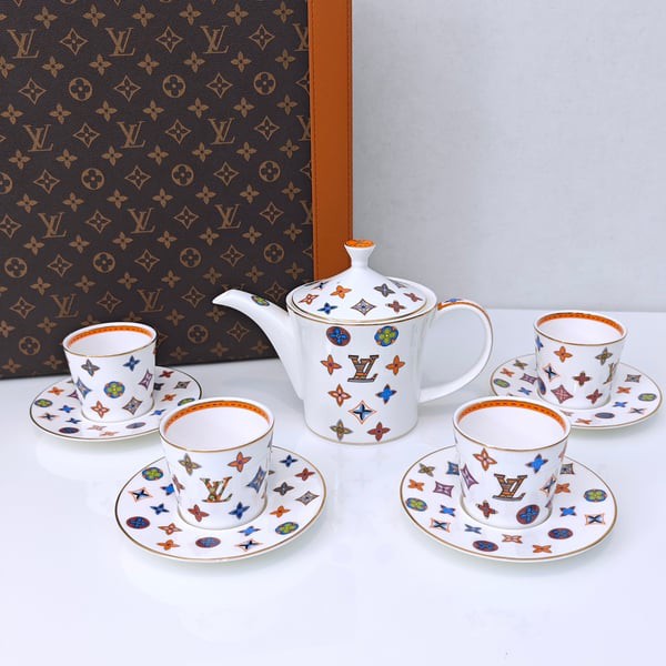 LOUIS VUITTON 루이비통 모노그램 스몰 티팟 세트 10PCS (4인 찻잔) ▶매장-145만원대◀